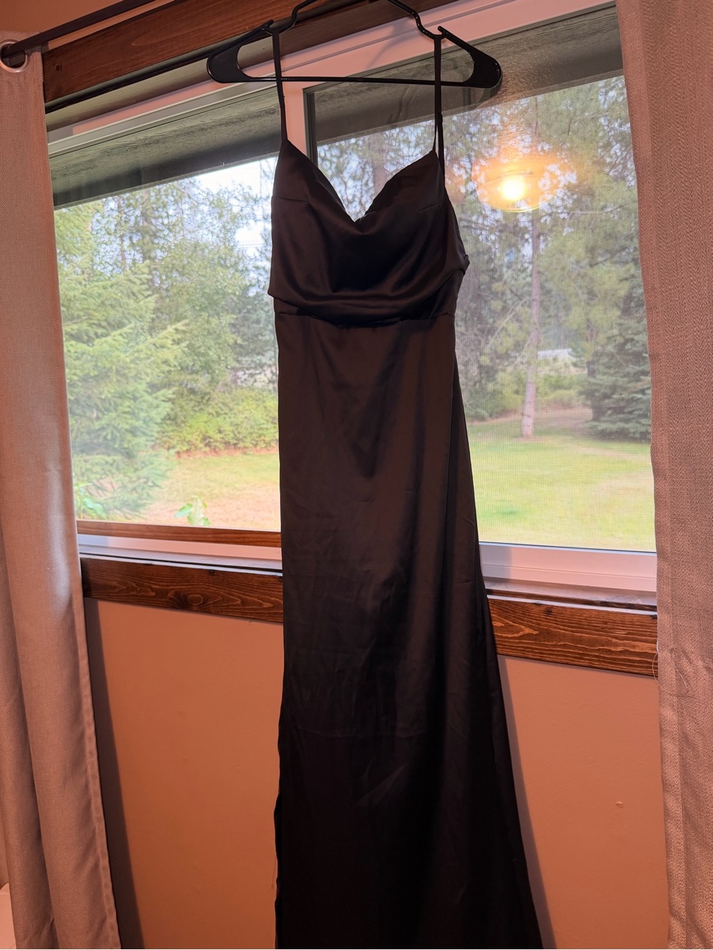 STACEES Black Satin Formal Gown – Size 2